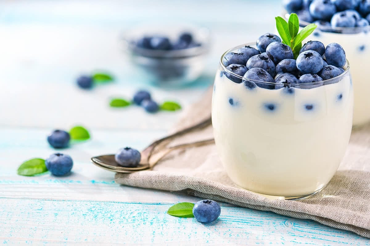 yoghurt-blueberries.jpeg